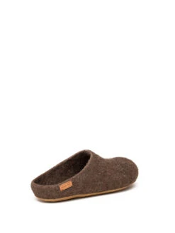 Filzpantoffel In Tiroler Bergschaf Braun -Outdoor Schritt Geschaft magicfelt filzpantoffel in tiroler bergschaf braun 2