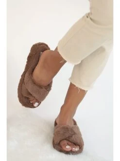 Hausschuhe In Hellbraun -Outdoor Schritt Geschaft pinqity hausschuhe in hellbraun 2