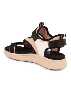 Woden Sandalen "Emilie" In Beige/ Schwarz 11 Woden Sandalen "Emilie" In Beige/ Schwarz -Outdoor Schritt Geschaft woden sandalen emilie in beige schwarz 2